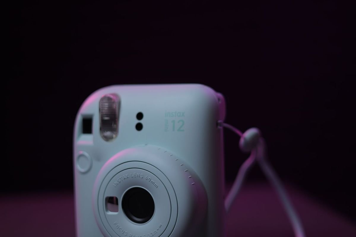 Instant camera close-up (representative photo, not the exact product)